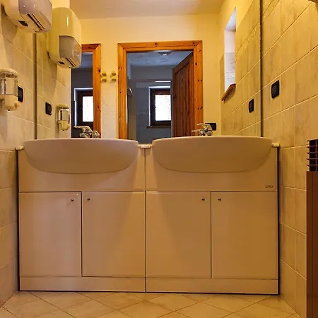 Rifugio Alpino L'ermitage 旅馆 沙穆瓦